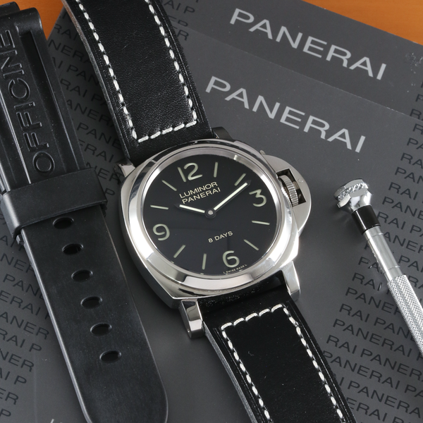 Panerai Luminor Base PAM00560